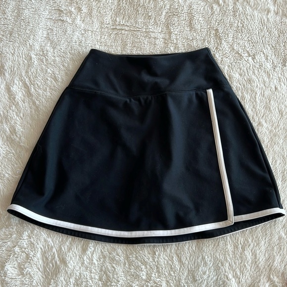 Abercrombie & Fitch YPB Scuptlux Lined Wrap Skirt Black Size XXS - Picture 1 of 8